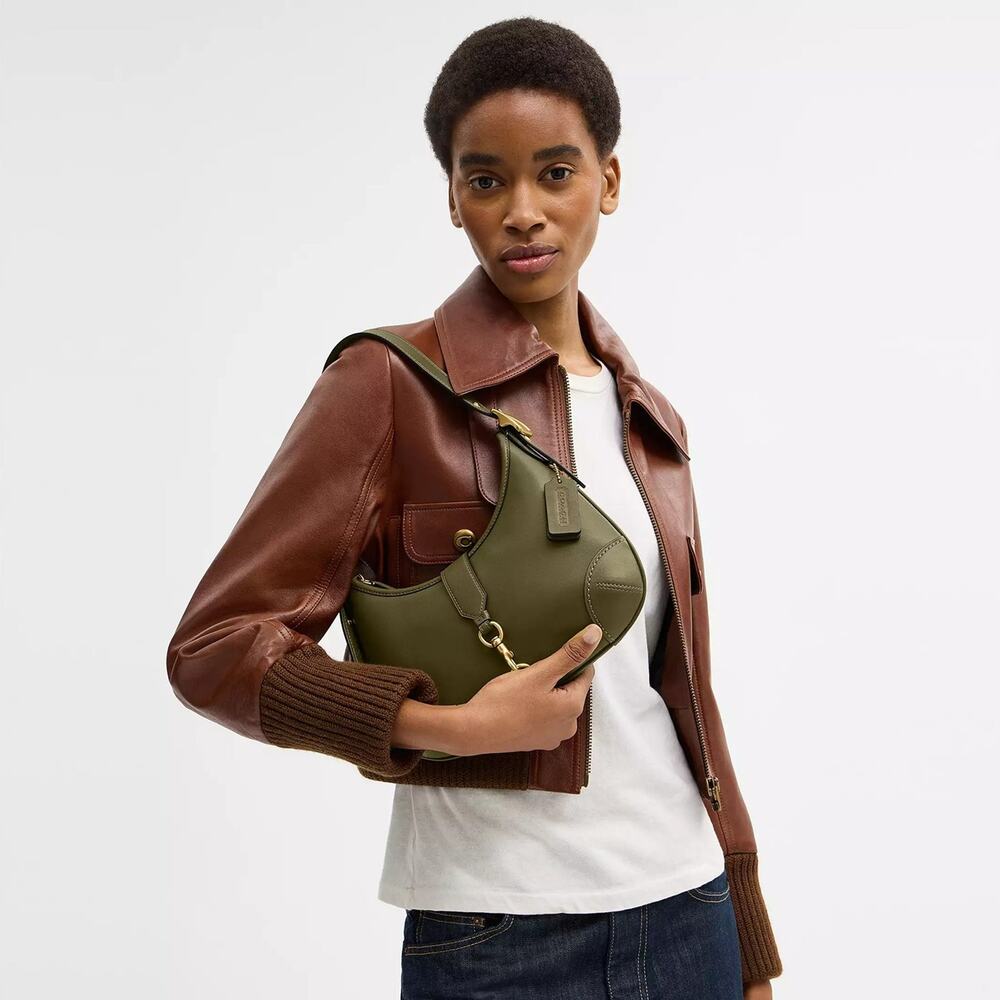 ❤️ Coach Hamptons Hobo Bag - Picture 4 of 12